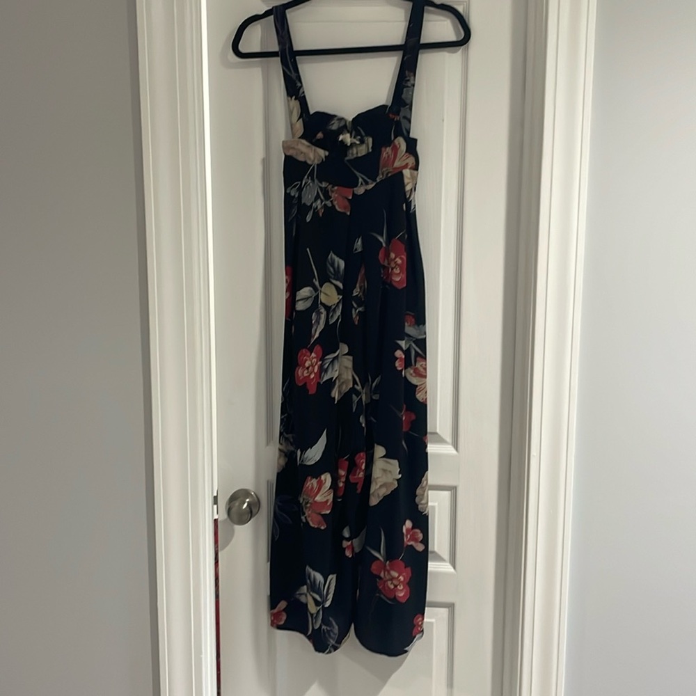 Flowy jumpsuit. Size:S